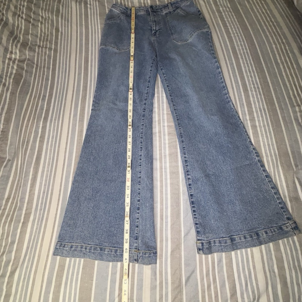 Frye Women's High Rise Wide Leg Flare Jeans Medium Wash Blue Denim Size 30 - Picture 12 of 16